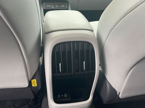 Used 2024 Hyundai Kona SEL w/ Convenience Package AWD/4WD image 16