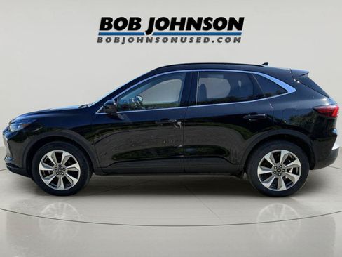 Used 2025 Ford Escape Platinum AWD/4WD image 6