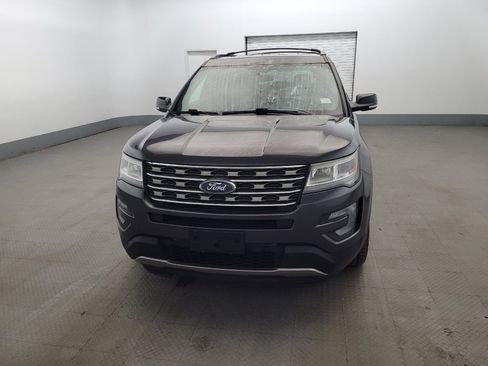 Used 2017 Ford Explorer XLT AWD/4WD image 15