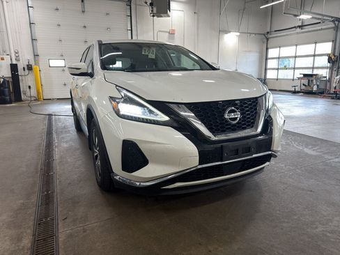 Used 2019 Nissan Murano S AWD/4WD image 3