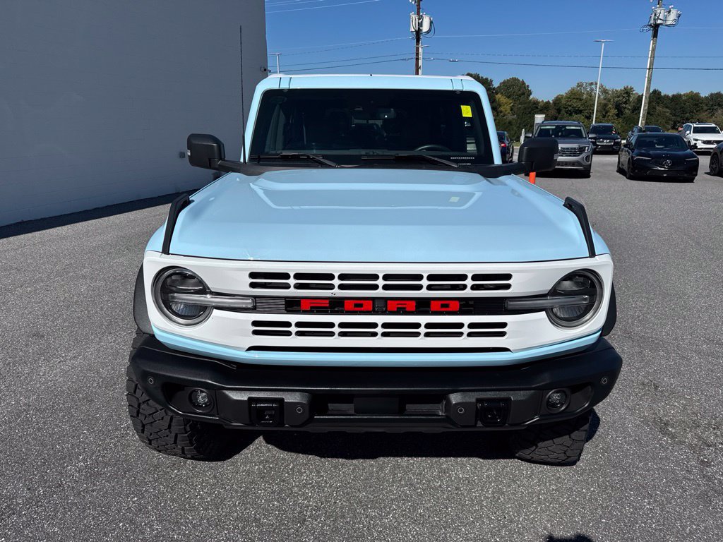 Used 2024 Ford Bronco Heritage Edition AWD/4WD image 2