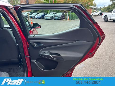 Used 2023 Chevrolet Bolt EUV LT w/ Driver Confidence Package FWD image 36
