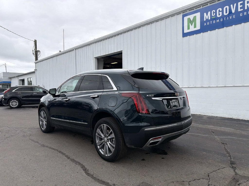 Used 2024 Cadillac XT5 Premium Luxury w/ Technology Package FWD image 3