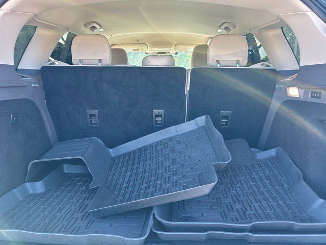 Certified 2023 Lincoln Corsair FWD w/ Equipment Group 101A image 17