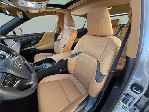 Certified 2023 Lexus ES 350 w/ Premium Package FWD image 11