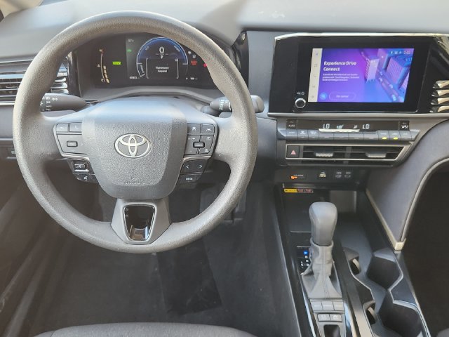 Used 2025 Toyota Camry LE FWD image 27