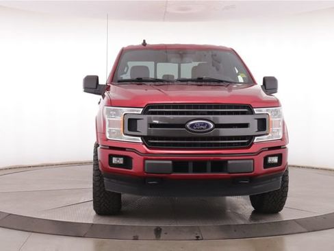 Used 2019 Ford F150 XLT w/ Equipment Group 302A Luxury AWD/4WD image 12