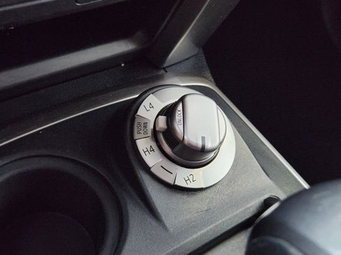 Used 2016 Toyota 4Runner SR5 image 24