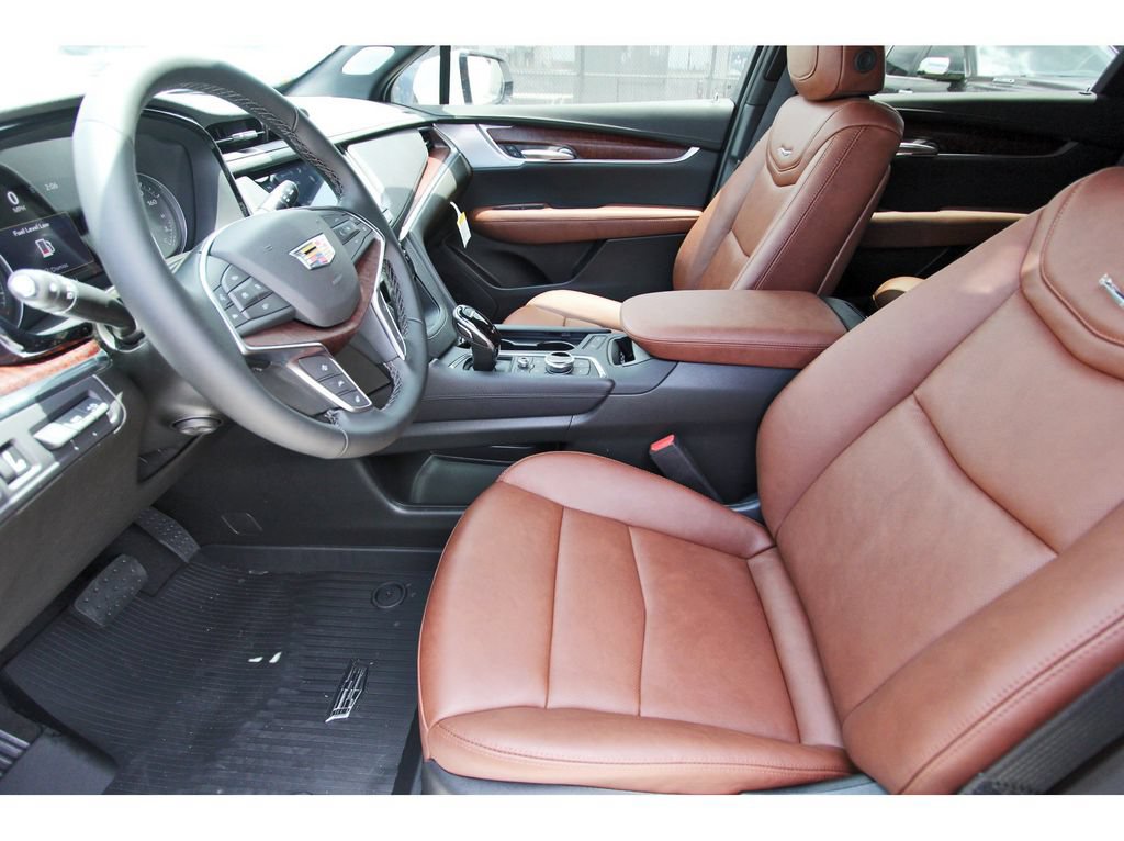 New 2026 Cadillac XT5 Premium Luxury w/ Driver Assist Package FWD image 6