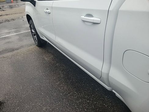 Used 2021 Chevrolet Silverado 1500 LT image 17