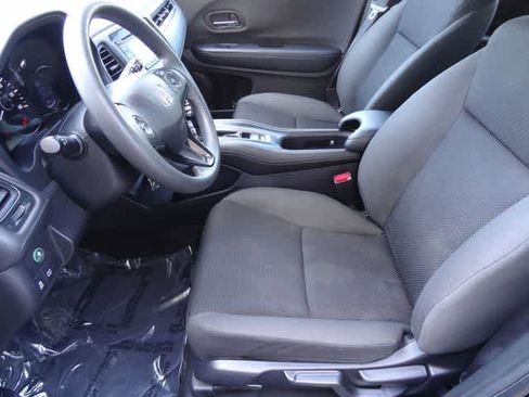 Used 2020 Honda HR-V LX image 6
