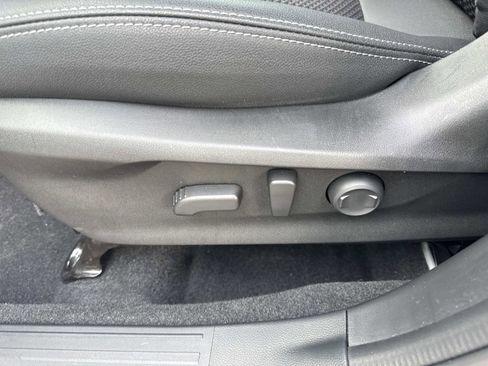 Used 2023 Subaru Forester Premium image 16