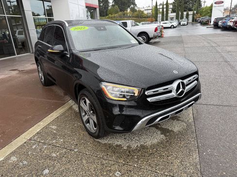 Used 2022 Mercedes-Benz GLC 300 4MATIC image 9