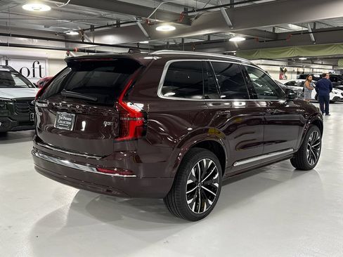 Certified 2026 Volvo XC90 B5 Plus w/ Protection Package Premier AWD/4WD image 2