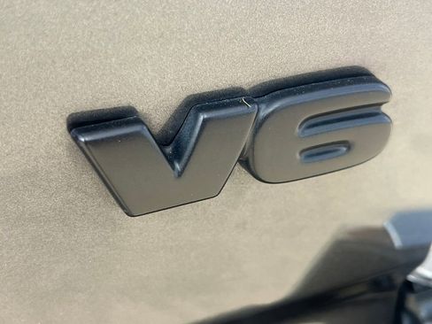 Used 2021 Toyota Tacoma TRD Off-Road image 15