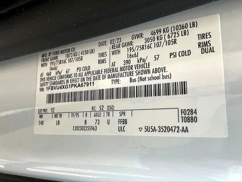 Used 2023 Ford Transit 350 XLT image 32