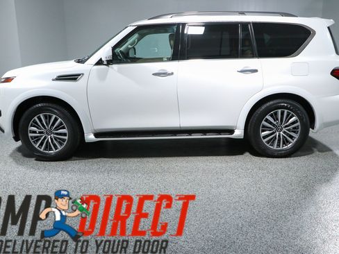 Used 2023 Nissan Armada SL w/ Captain's Chairs Package RWD image 10