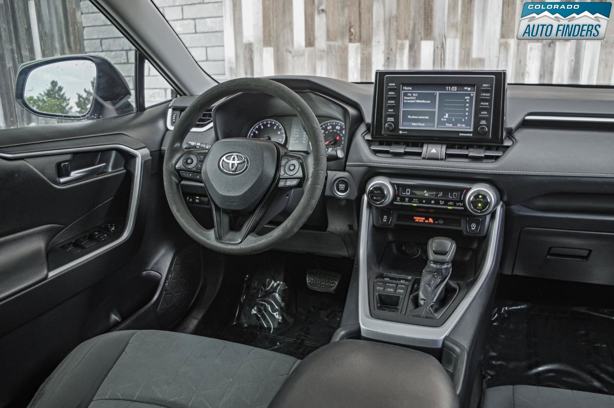 Used 2020 Toyota RAV4 XLE AWD/4WD image 15