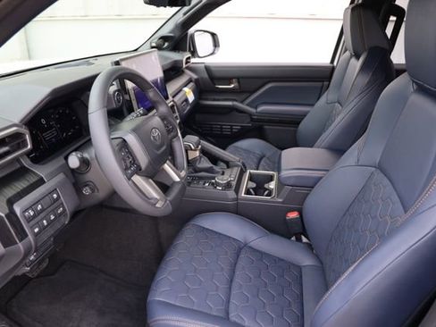 New 2026 Toyota 4Runner 4WD image 13