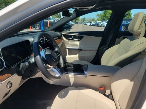 Used 2026 Mercedes-Benz C 300 Sedan image 17