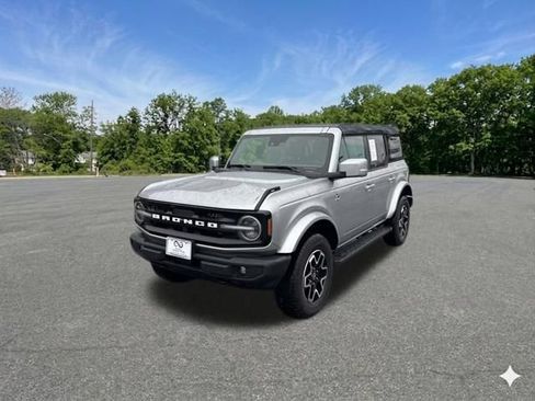 Used 2023 Ford Bronco Outer Banks AWD/4WD image 21
