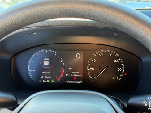 Used 2024 Honda HR-V LX image 16