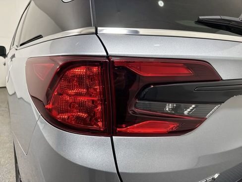 Certified 2026 Honda Odyssey EX-L image 33