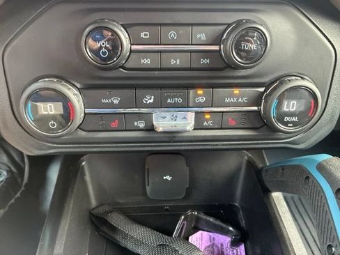 Used 2021 Ford Bronco Wildtrak AWD/4WD image 39