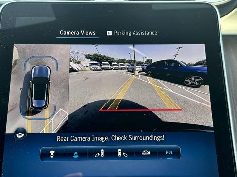 Certified 2025 Mercedes-Benz GLC 300 4MATIC image 21