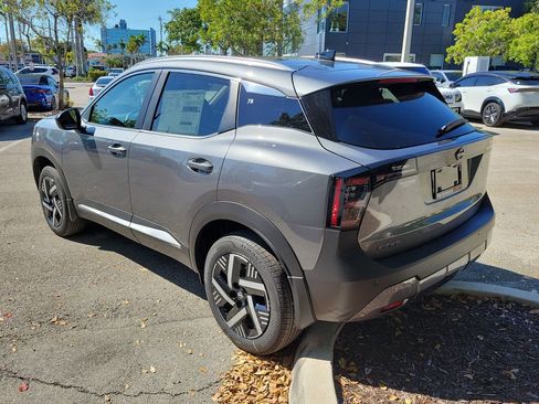 New 2026 Nissan Kicks SV image 5