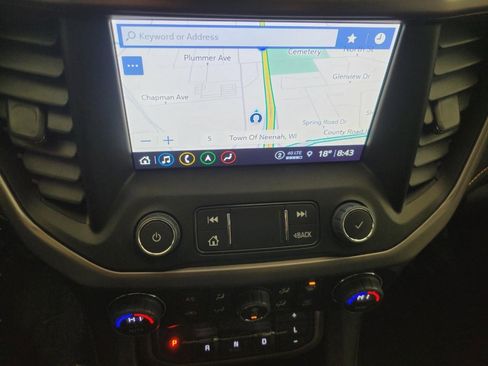 Used 2023 GMC Acadia AT4 image 7