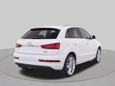 Used 2018 Audi Q3 2.0T Premium Plus w/ Premium Plus Package AWD/4WD image 3