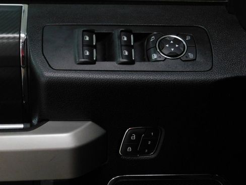 Used 2019 Ford F150 Lariat image 30