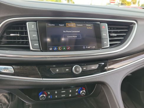 Used 2021 Buick Enclave Avenir w/ Avenir Technology Package image 22