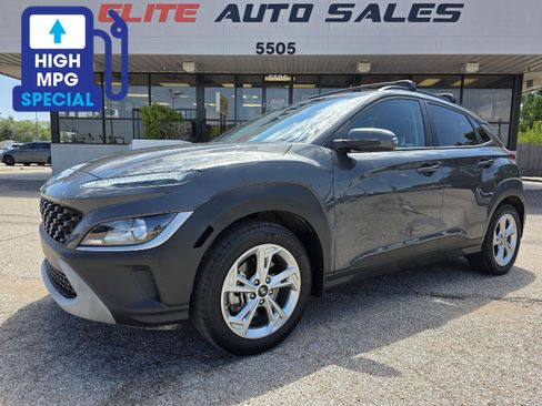 Used 2023 Hyundai Kona SEL AWD/4WD image 1