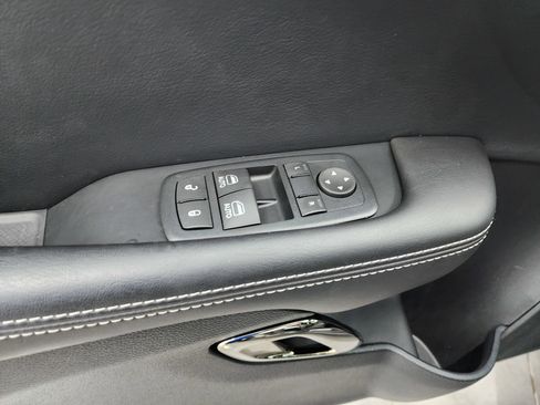 Used 2018 Dodge Challenger SRT Hellcat image 34