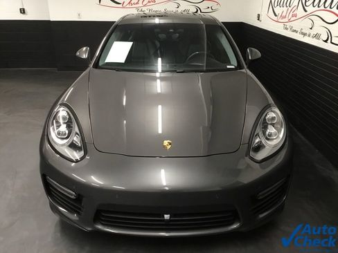Used 2016 Porsche Panamera GTS image 4