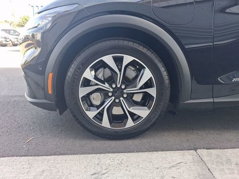 Used 2024 Ford Mustang Mach-E Select w/ Comfort Package Lite image 27