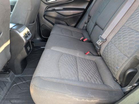 Used 2019 Chevrolet Equinox LT w/ LPO, Floor Liner Package image 7