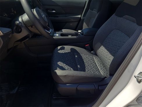 New 2026 Nissan Kicks SV w/ SV Premium Package image 10