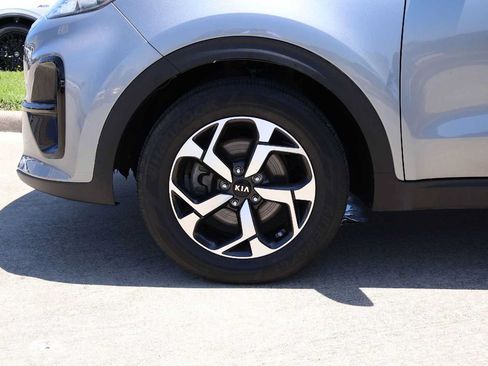 Used 2022 Kia Sportage LX FWD image 8