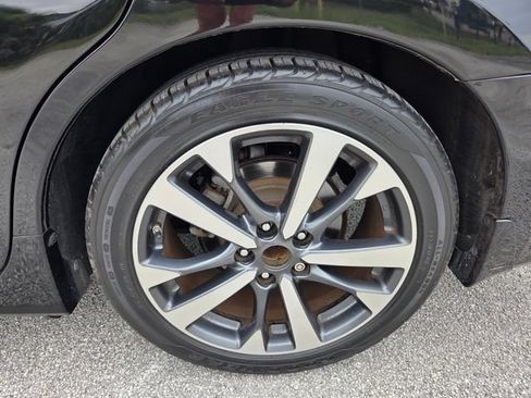 Used 2016 Nissan Altima 2.5 SR w/ LED Appearance Package FWD image 7