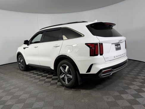 Used 2022 Kia Sorento S w/ Panoramic Sunroof Package image 8