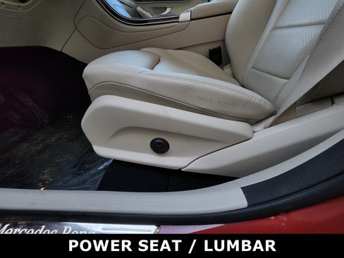 Used 2022 Mercedes-Benz GLC 300 4MATIC image 20