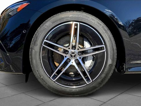 New 2026 Mercedes-Benz E 350 4MATIC Sedan image 15
