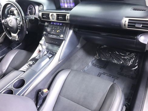 Used 2015 Lexus IS 250 w/ Navigation System Package RWD image 40