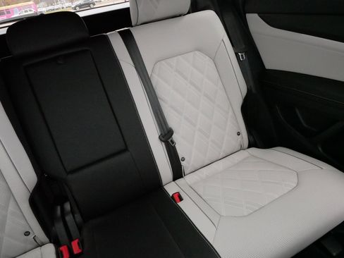 Certified 2025 Volkswagen Atlas Cross Sport SEL Premium R-Line image 14