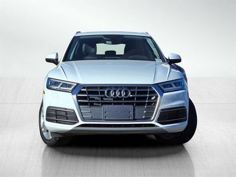 Used 2018 Audi Q5 2.0T Premium Plus w/ Premium Plus Package image 2
