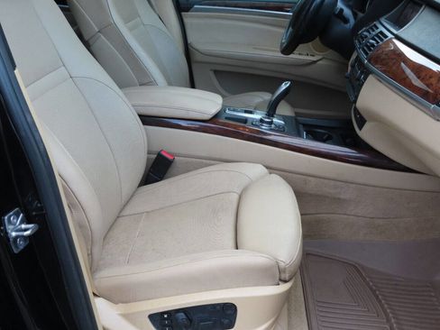 Used 2012 BMW X5 xDrive50i image 34