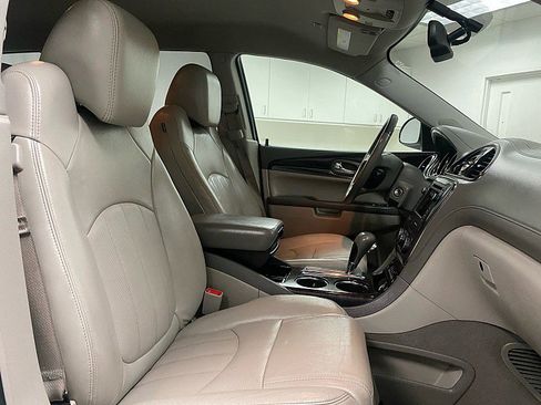 Used 2017 Buick Enclave Leather image 14
